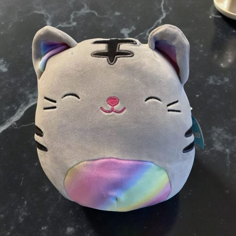NWT Tally the Gray Cat Rainbow Tummy Squishmallow 8"